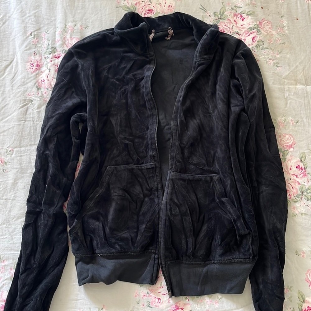 Y2K Juicy Couture sweater